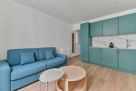Rénovation salon avec espace cuisine à Paris 18e