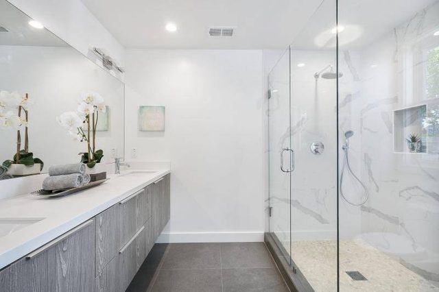 Un service complet pour la rénovation de salle de bain à Paris 11e